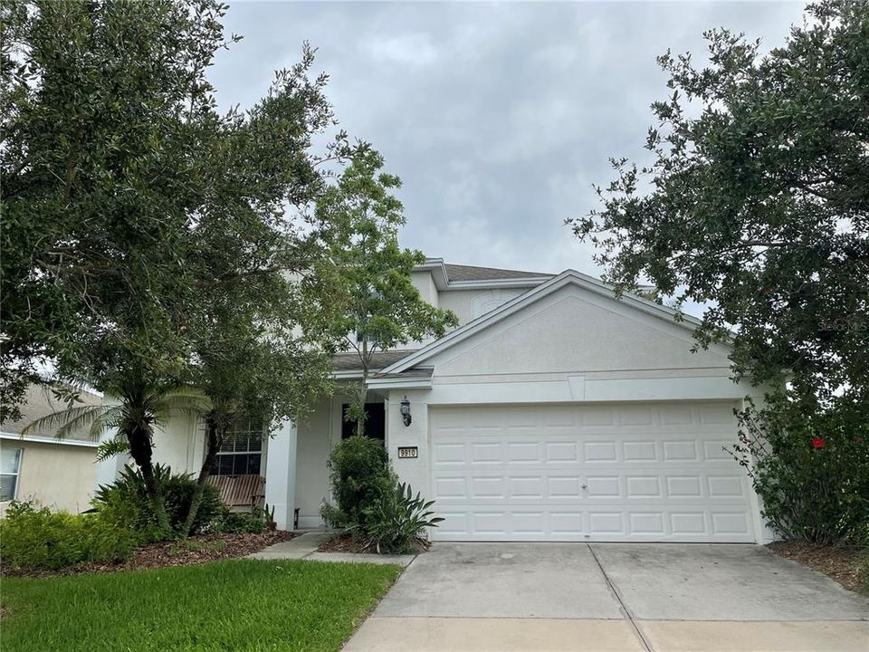 Recently Sold: $370,000 (4 beds, 3 baths, 2780 Square Feet)