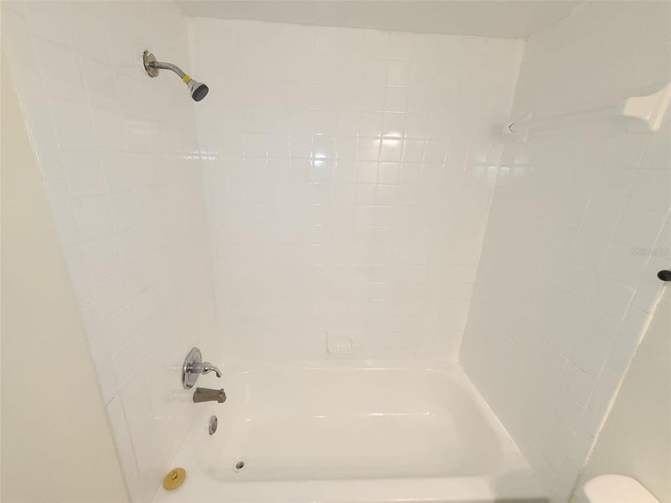 Недавно арендовано: $1,000 (2 спален, 2 ванн, 955 Квадратных фут)