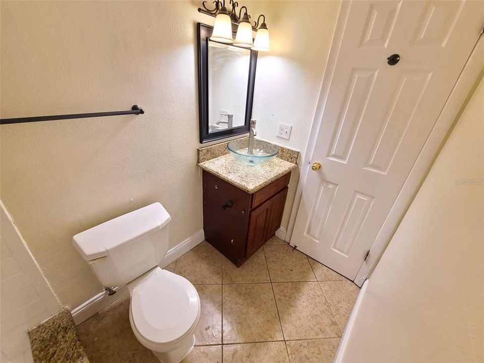 最近租的: $1,000 (2 贝兹, 2 浴室, 955 平方英尺)