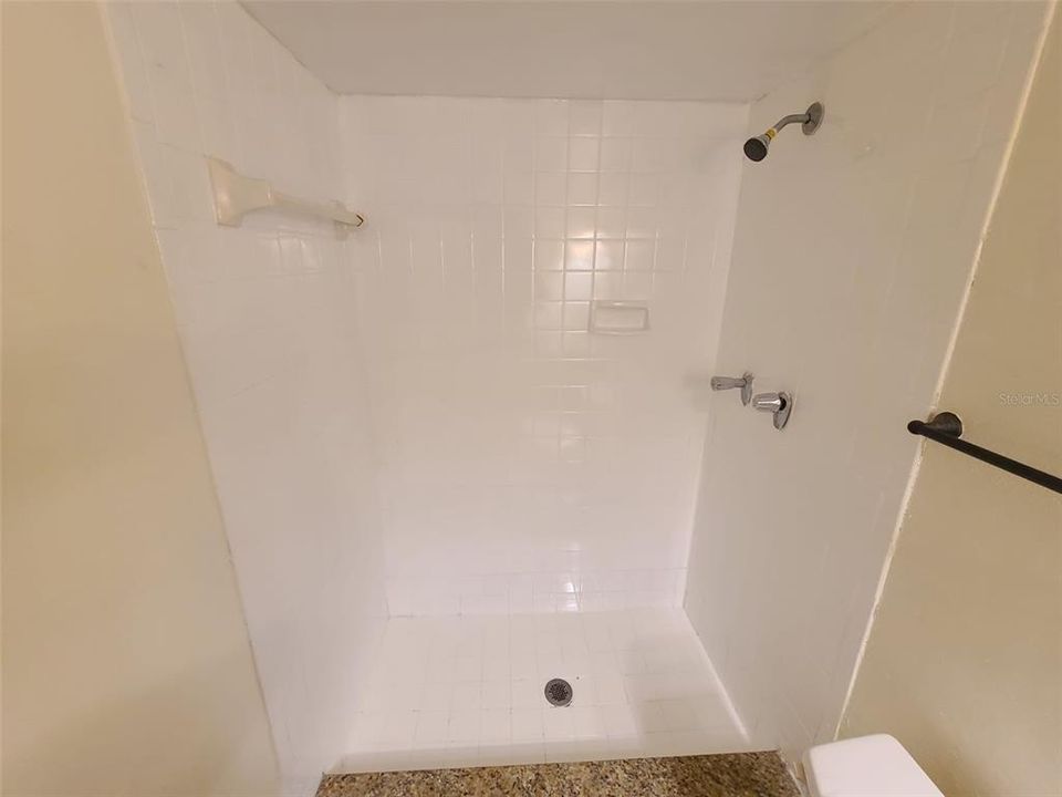 最近租的: $1,000 (2 贝兹, 2 浴室, 955 平方英尺)