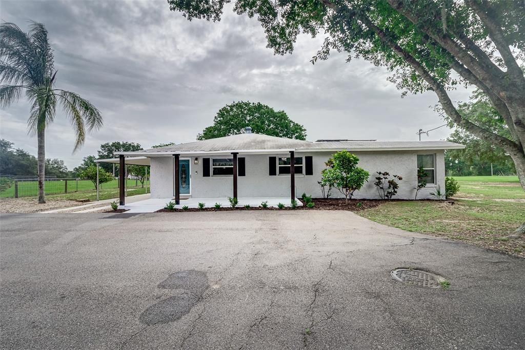 Recently Sold: $435,000 (4 beds, 2 baths, 2100 Square Feet)