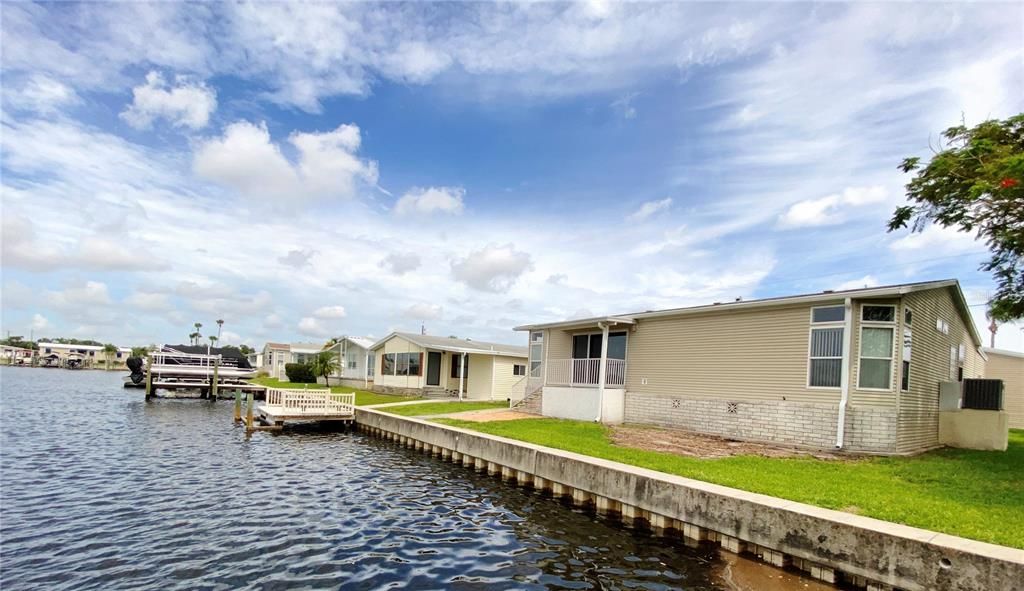 Recently Sold: $330,000 (3 beds, 2 baths, 1796 Square Feet)