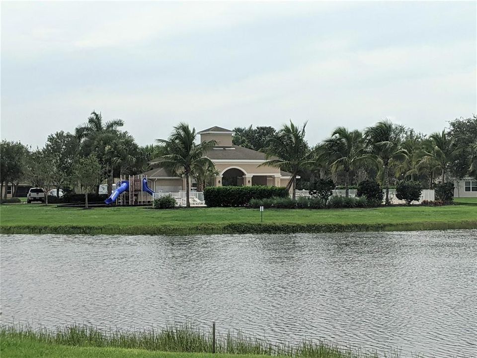 Great view on the pond and the community common area