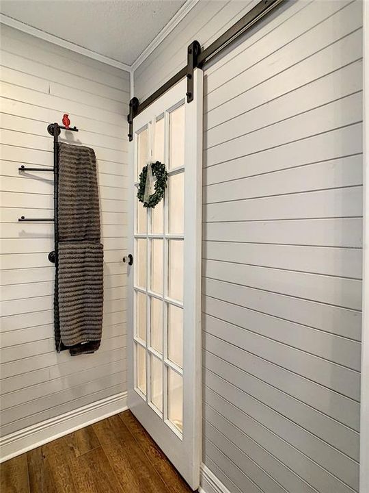 SLIDING DOOR FOR THE WALK-IN SHOWER, STUNNING