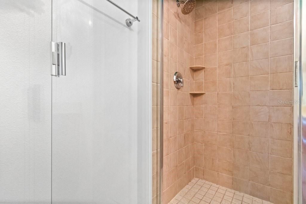 最近售出: $600,000 (2 贝兹, 2 浴室, 1268 平方英尺)
