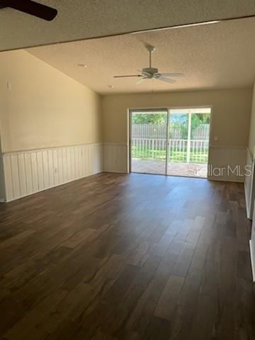 Recently Rented: $1,750 (2 beds, 2 baths, 932 Square Feet)