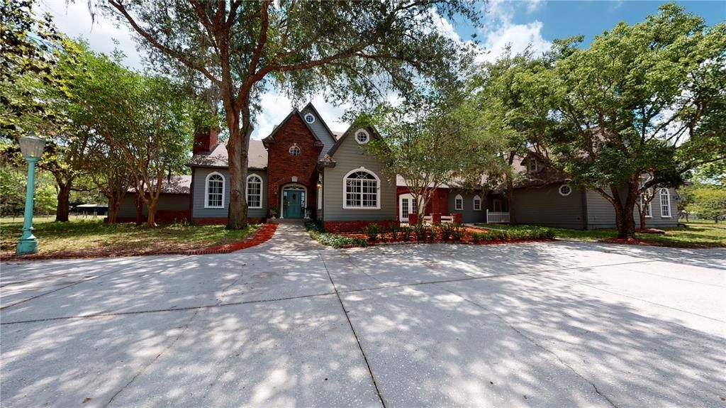 Recently Sold: $1,450,000 (6 beds, 3 baths, 7506 Square Feet)