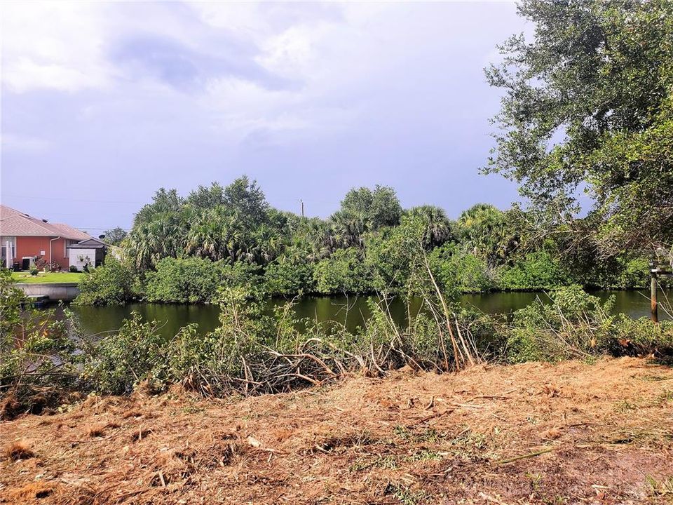 待售: $106,550 (0.23 acres)