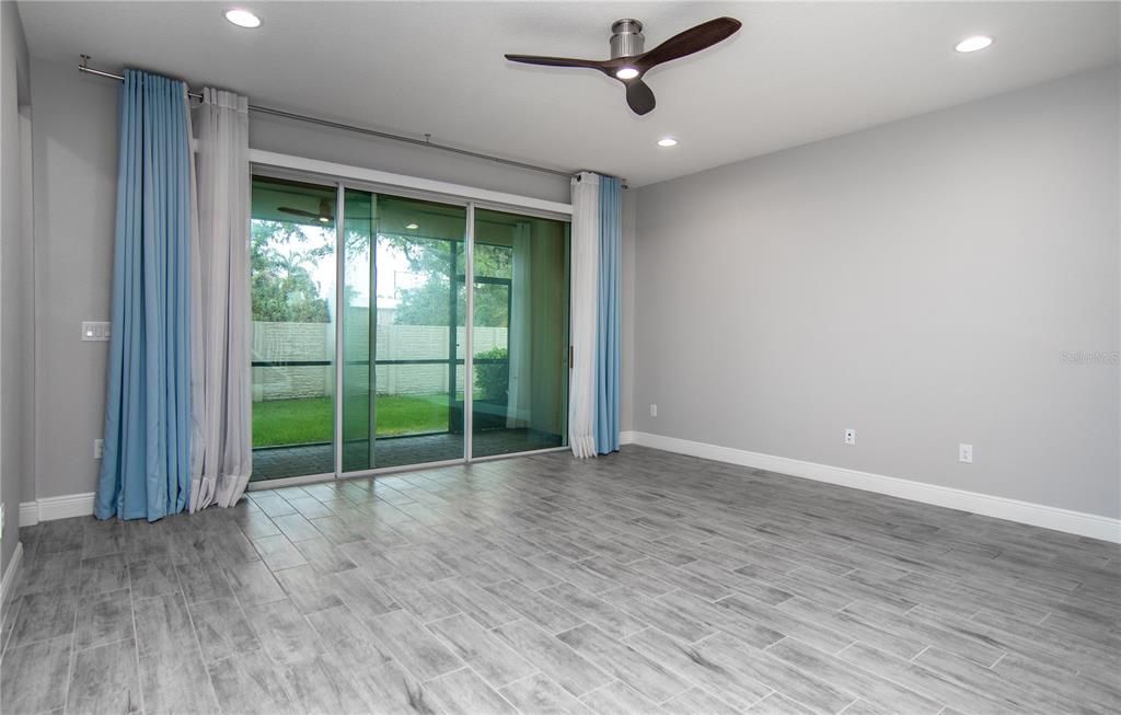 Recently Sold: $450,000 (3 beds, 2 baths, 2230 Square Feet)