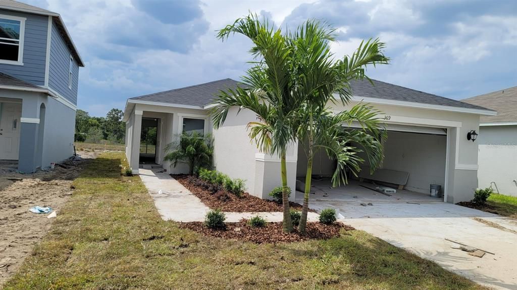 Recently Sold: $266,614 (4 beds, 2 baths, 1637 Square Feet)