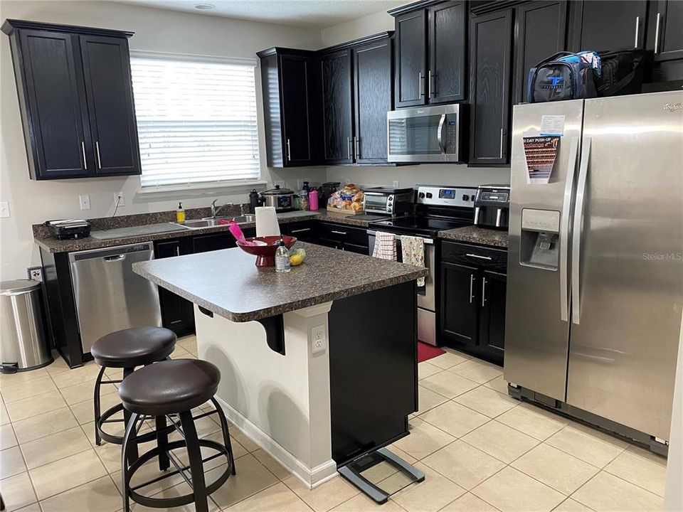 Recently Sold: $235,000 (3 beds, 2 baths, 1624 Square Feet)