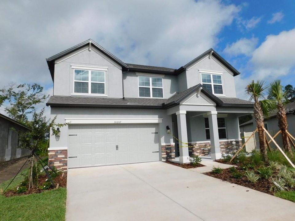 Recently Sold: $416,500 (5 beds, 3 baths, 2840 Square Feet)