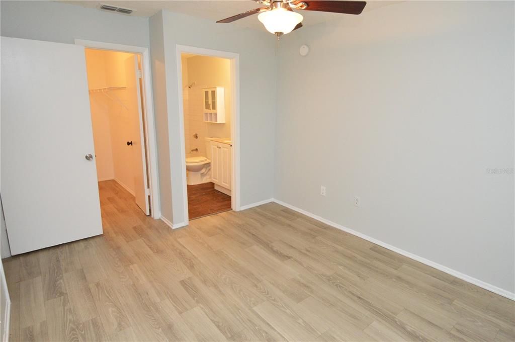 Recently Rented: $1,400 (2 beds, 2 baths, 1089 Square Feet)