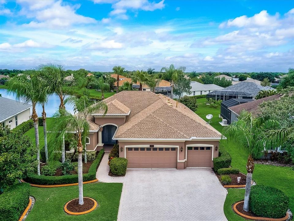 Recently Sold: $625,000 (4 beds, 3 baths, 2618 Square Feet)