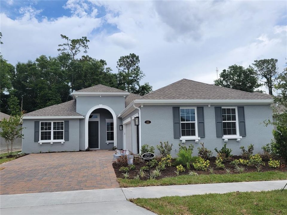 Recently Sold: $373,590 (3 beds, 3 baths, 2564 Square Feet)