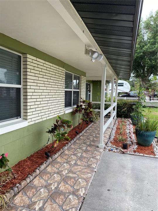 Recently Sold: $339,000 (3 beds, 2 baths, 1830 Square Feet)
