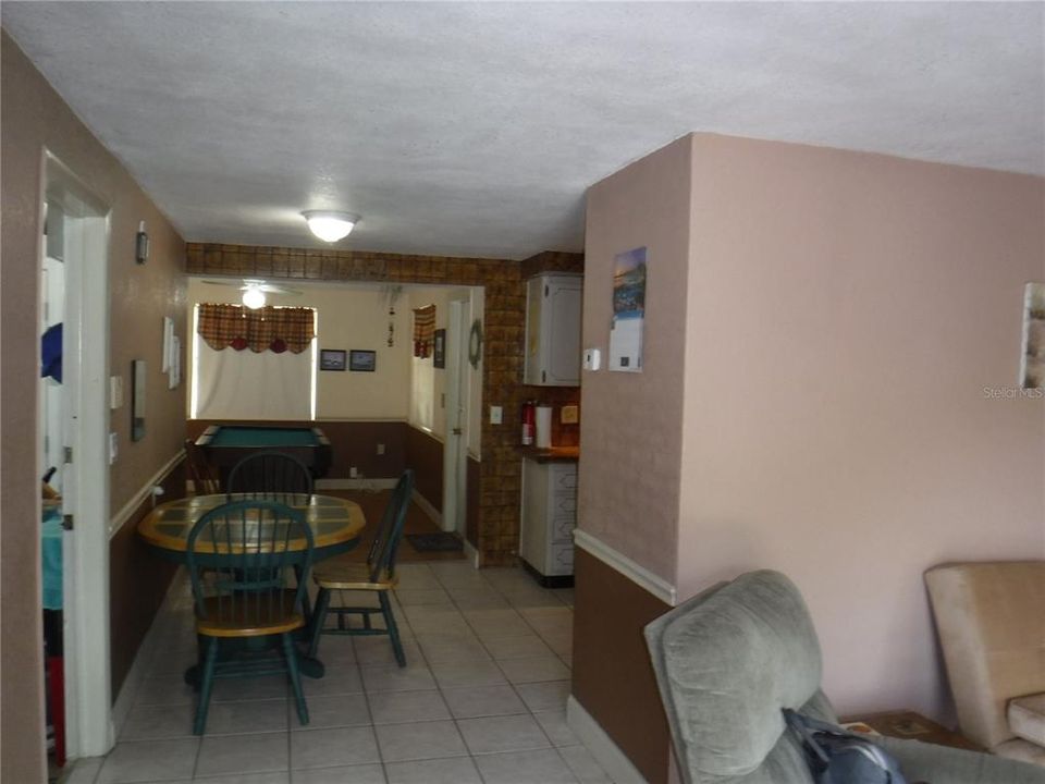 Recently Sold: $199,000 (3 beds, 2 baths, 1392 Square Feet)