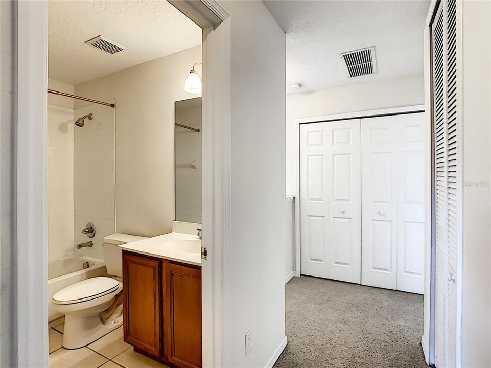 最近租的: $1,600 (3 贝兹, 2 浴室, 1409 平方英尺)