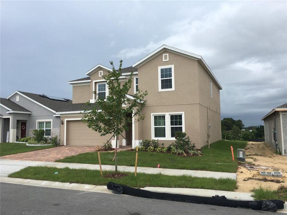 Recently Sold: $291,599 (4 beds, 2 baths, 2560 Square Feet)