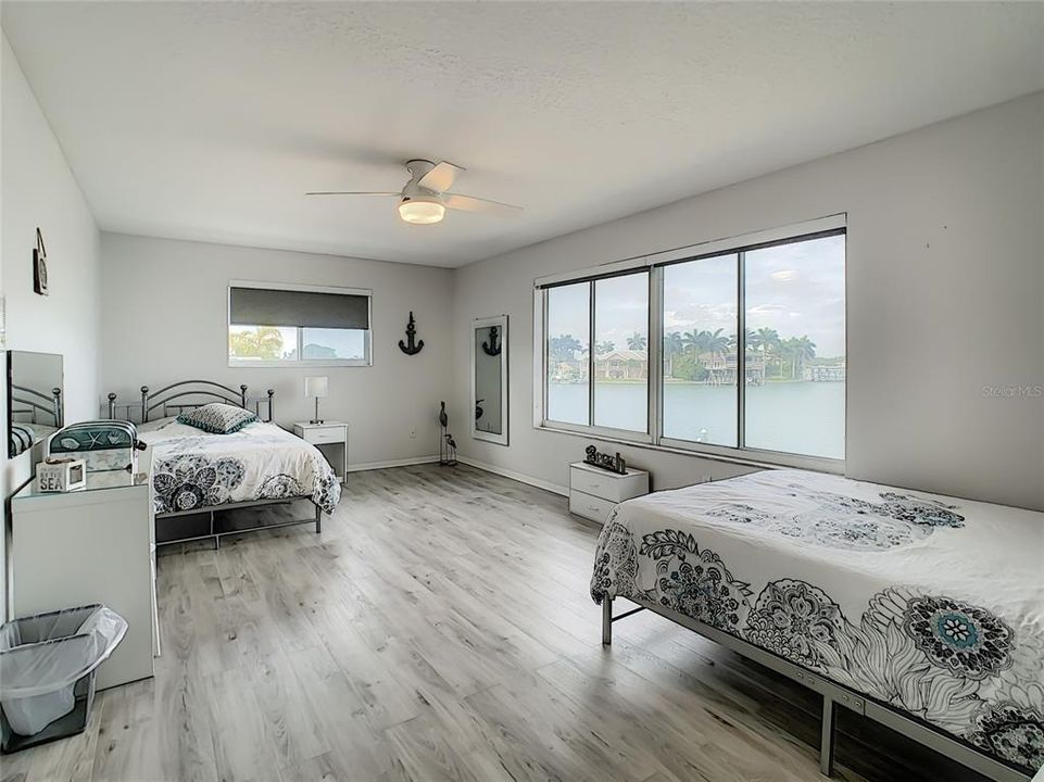 Very large 3rd guest bedroom on the waterfront side of home