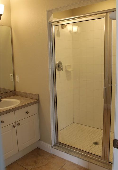 最近租的: $2,200 (2 贝兹, 2 浴室, 1635 平方英尺)