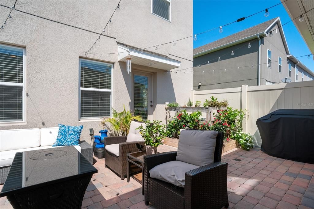 Recently Sold: $335,000 (3 beds, 2 baths, 1844 Square Feet)