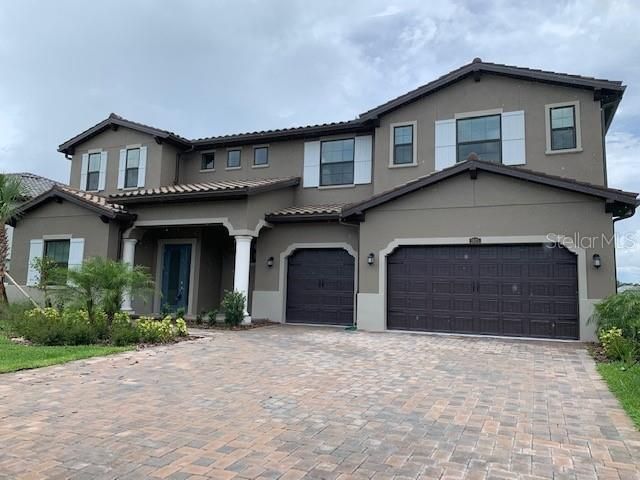 Recently Sold: $1,098,888 (6 beds, 4 baths, 5674 Square Feet)