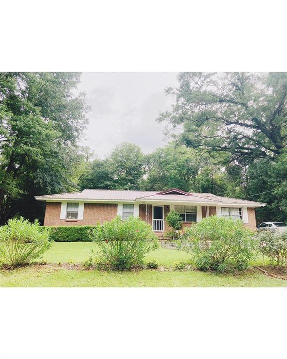 Recently Sold: $130,000 (4 beds, 1 baths, 1375 Square Feet)