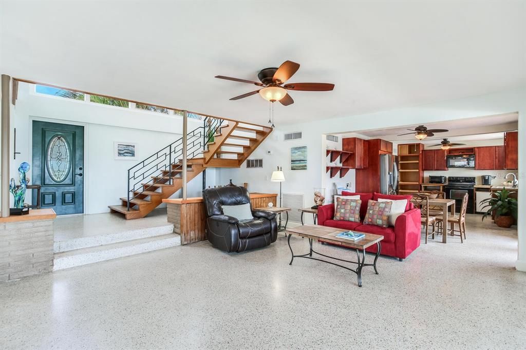 Recently Sold: $1,349,000 (3 beds, 3 baths, 2410 Square Feet)