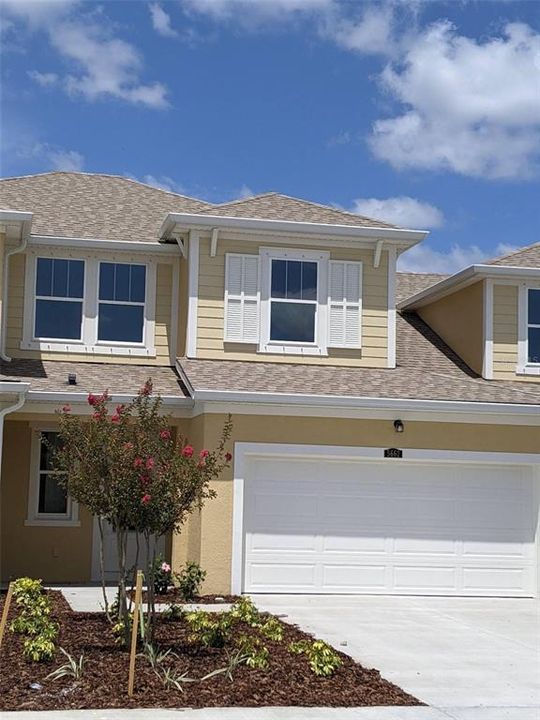 Vendido Recientemente: $322,165 (3 camas, 2 baños, 1932 Pies cuadrados)