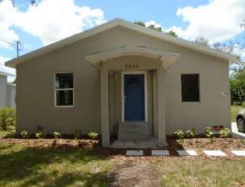 Recently Sold: $195,000 (3 beds, 1 baths, 1100 Square Feet)