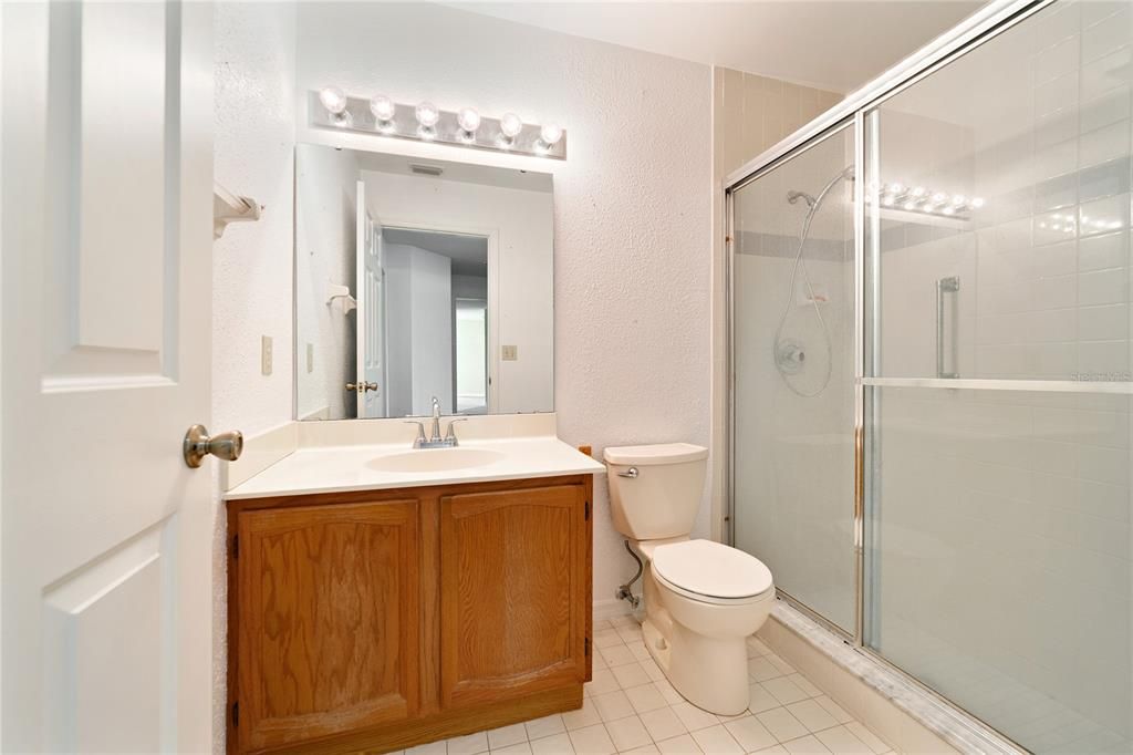 最近售出: $225,000 (3 贝兹, 2 浴室, 1468 平方英尺)