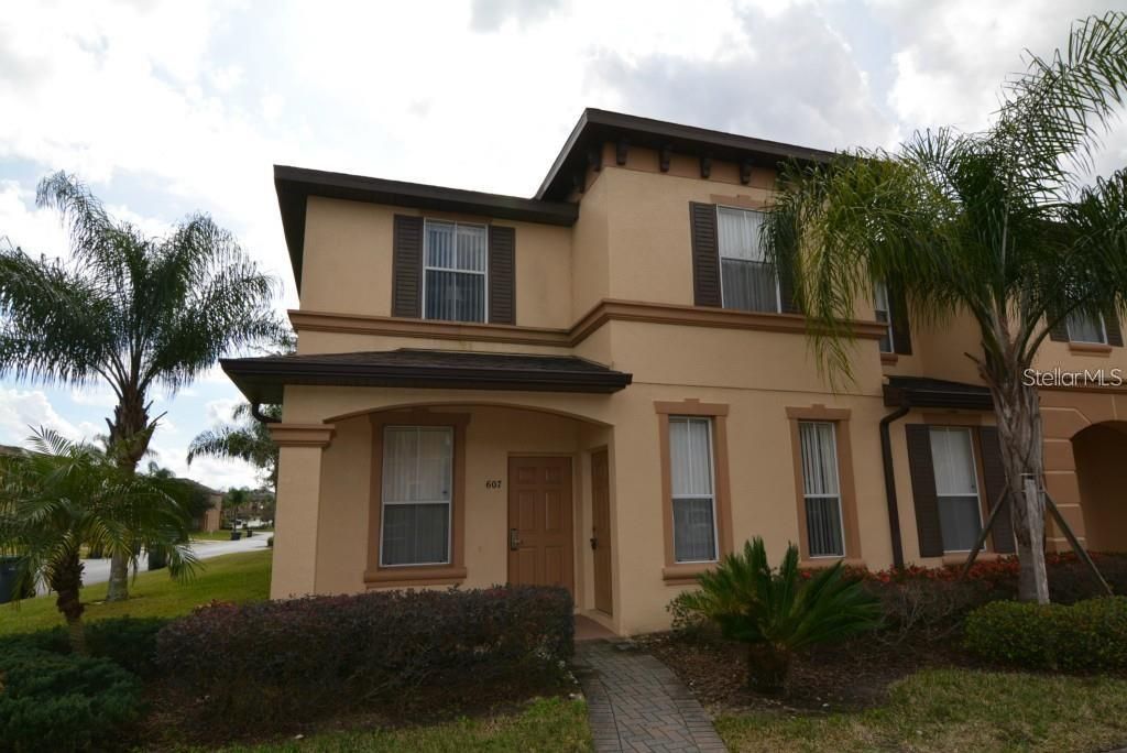 Recently Sold: $210,000 (4 beds, 3 baths, 1856 Square Feet)