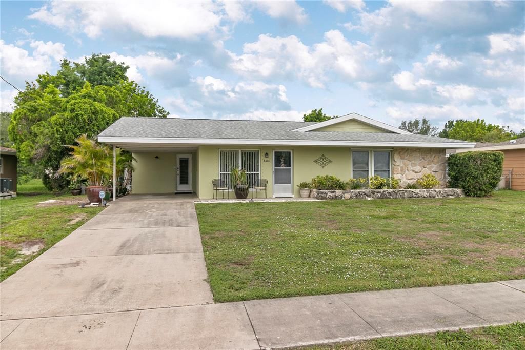 Recently Sold: $205,000 (2 beds, 2 baths, 1119 Square Feet)