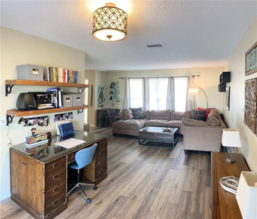 Recently Sold: $332,000 (2 beds, 2 baths, 1344 Square Feet)