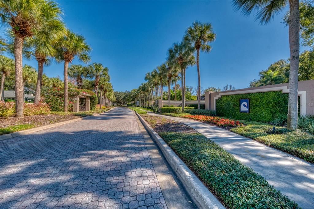 Recently Sold: $750,000 (4 beds, 3 baths, 2620 Square Feet)