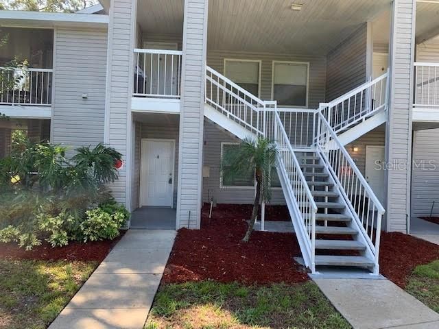 Recently Sold: $159,900 (2 beds, 2 baths, 912 Square Feet)