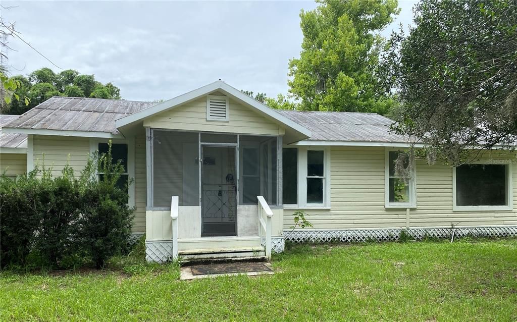 Recently Sold: $86,000 (3 beds, 1 baths, 1200 Square Feet)