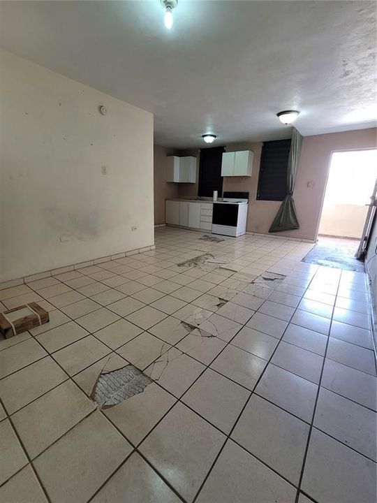 Vendido Recientemente: $80,000 (1 camas, 1 baños, 506 Pies cuadrados)