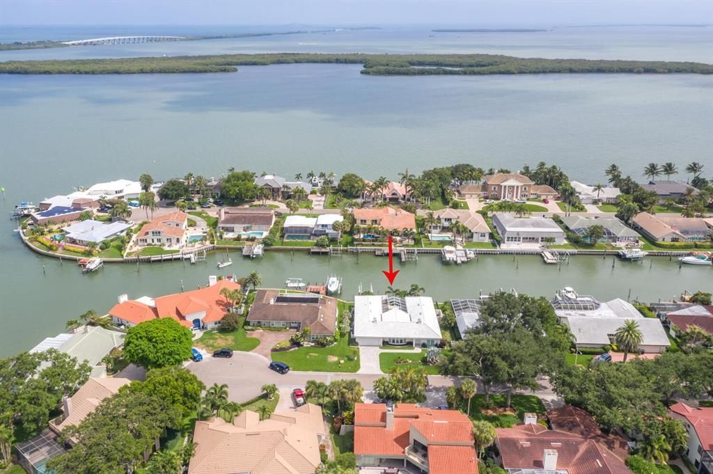 Recently Sold: $2,250,000 (3 beds, 3 baths, 3282 Square Feet)