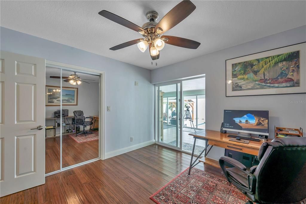 Recently Sold: $1,125,000 (3 beds, 2 baths, 1992 Square Feet)