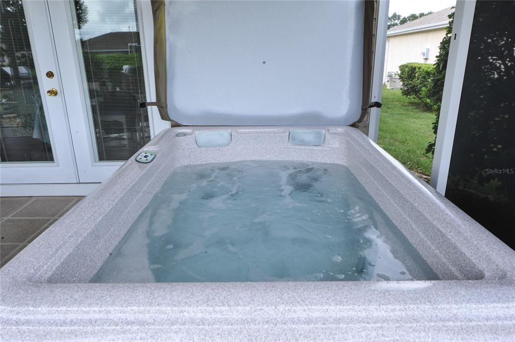 2017 Hot tub