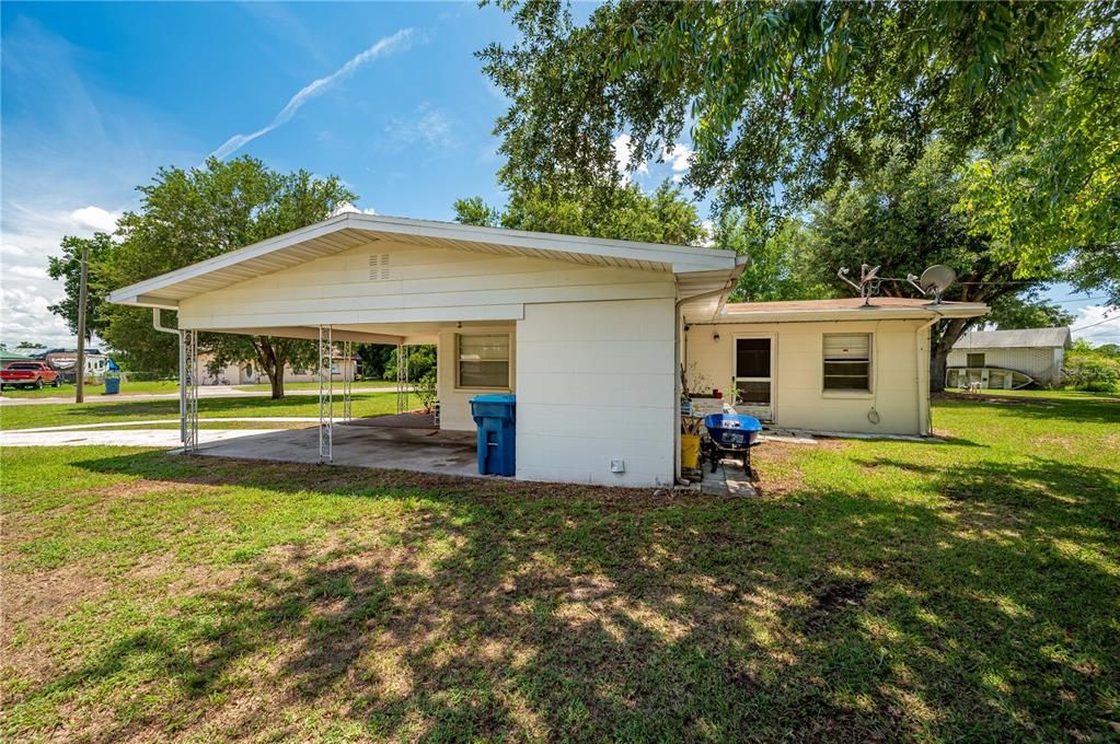 Recently Sold: $189,900 (3 beds, 1 baths, 1386 Square Feet)