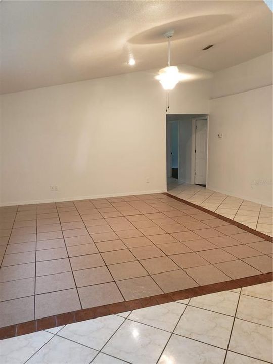 Recently Rented: $2,100 (4 beds, 2 baths, 2380 Square Feet)