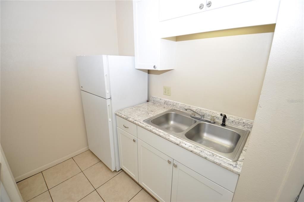 Recently Rented: $795 (1 beds, 1 baths, 580 Square Feet)