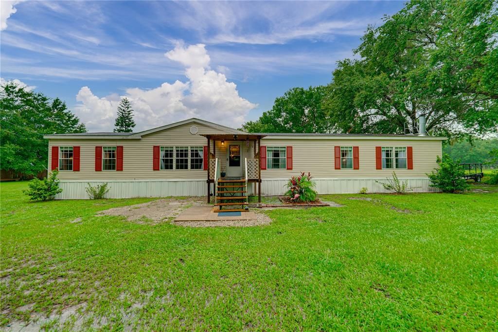 Recently Sold: $275,000 (4 beds, 2 baths, 2356 Square Feet)