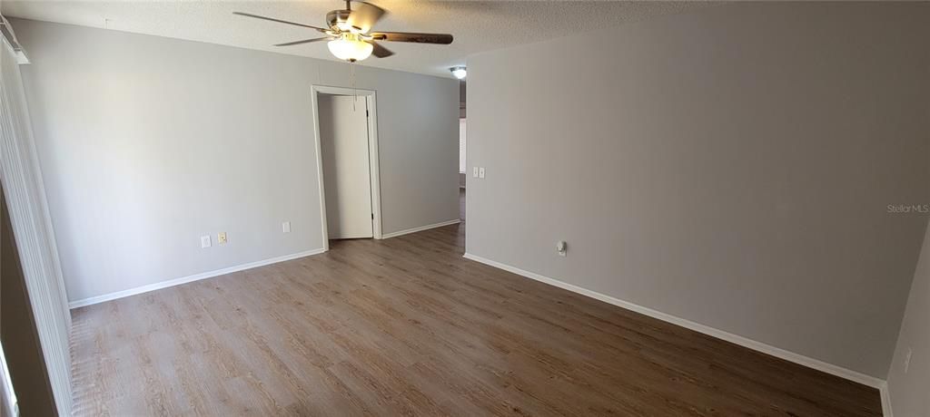 Recently Rented: $1,175 (2 beds, 1 baths, 1001 Square Feet)