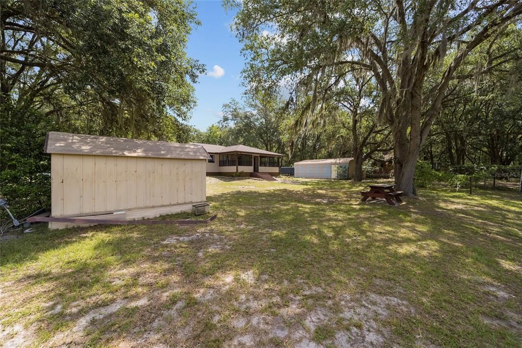 Recently Sold: $195,000 (3 beds, 2 baths, 1800 Square Feet)