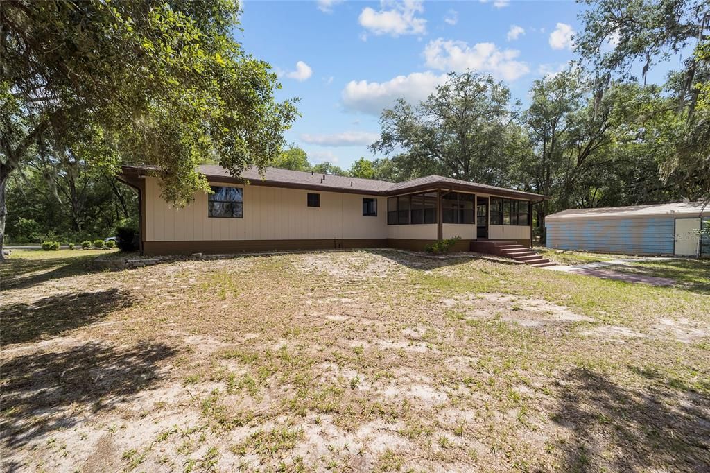 Recently Sold: $195,000 (3 beds, 2 baths, 1800 Square Feet)