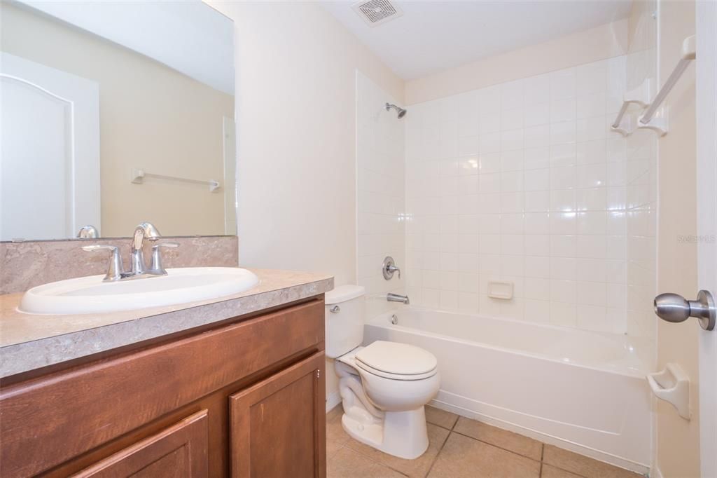 最近租的: $1,250 (3 贝兹, 2 浴室, 1372 平方英尺)